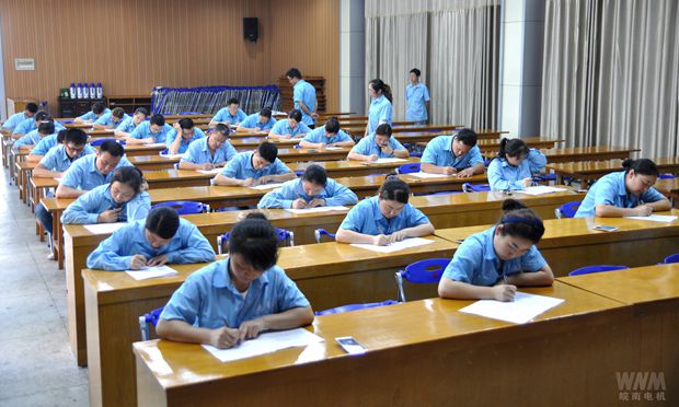 皖南電機(jī)線圈車間開展安全知識(shí)競(jìng)賽活動(dòng) 皖南電機(jī)線圈車間開展安全知識(shí)競(jìng)賽活動(dòng)